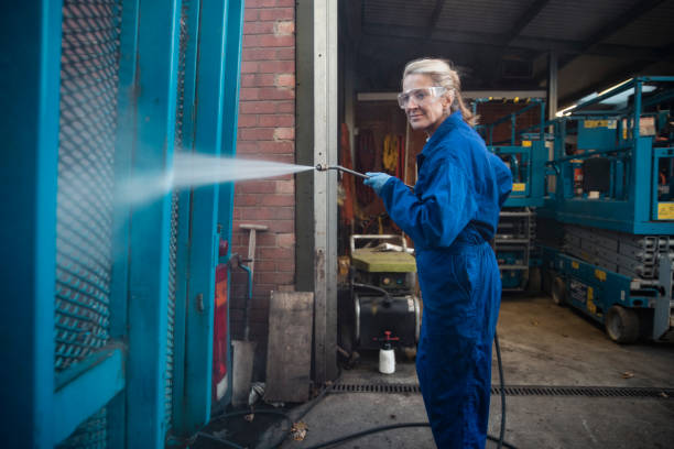 Garage Pressure Washing in South Taft, CA